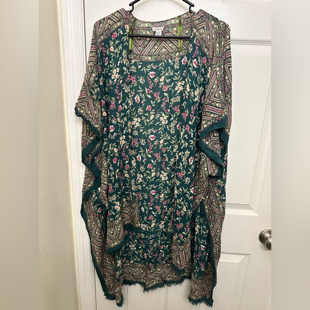 American Eagle Outfitters green floral Kimono one size boho indie festival
